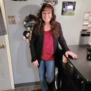 Meet your Posher, Sylvia